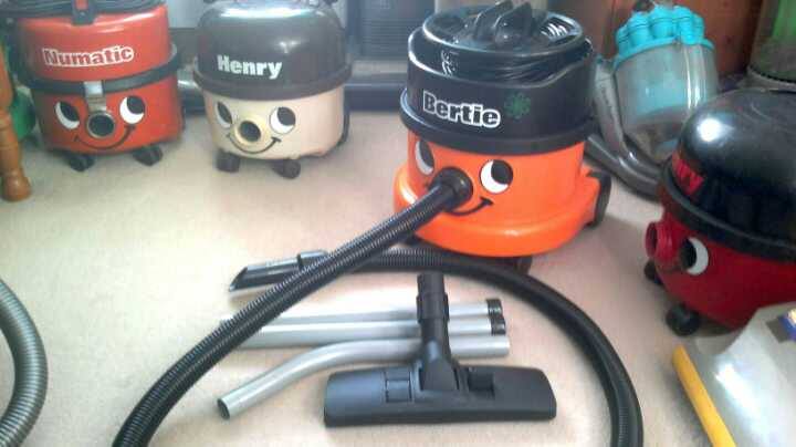 numatic bertie vacuum cleaner